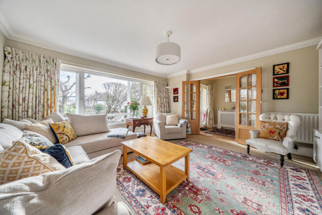 1395881-8-69611d8...