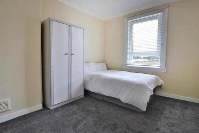 FaskineAve_Bedroom2_1.jpg