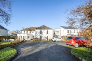 Flat 10, Pilchers Field, The Crescent, Yelverton PL20 7PS