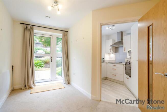 1 bed Apartment for sale Image 4