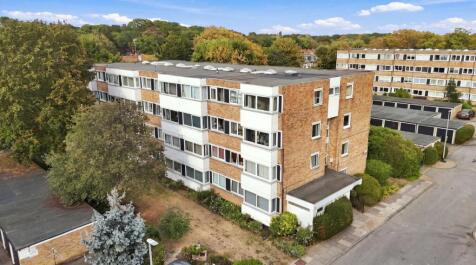 Queenswood Gardens, Aldersbrook