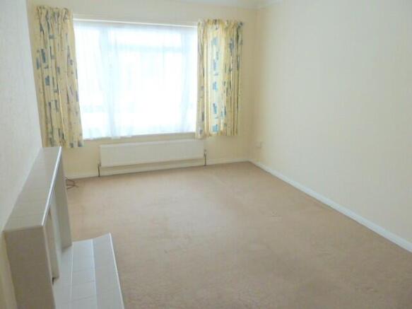 Lynholm Road, Polegate, BN26 photo 4