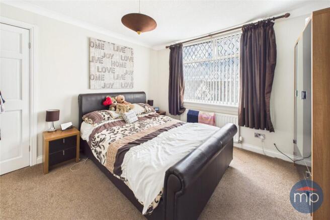3 bed House for sale Image 12