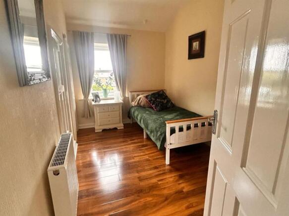 2 bed Terraced for sale Image 6