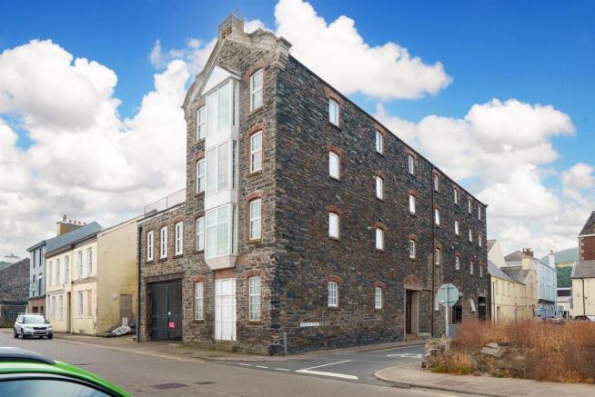 FLAT-4-THURWOOD-PLACE-1.jpg
