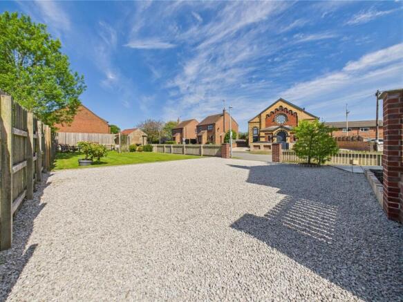3 bed Detached for sale Image 10