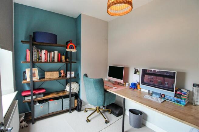 Photo 12