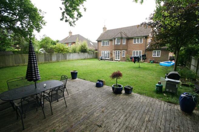 Photo 10