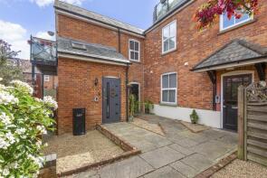 6, 113 St Dunstans Court, Totteridge Road, High Wycombe HP13 6EY