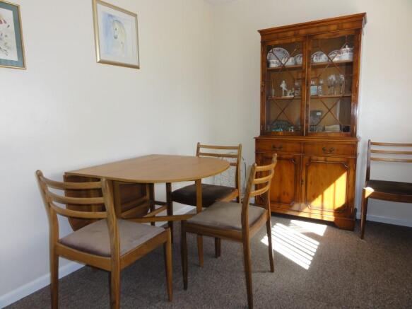 Dining/Bedroom
