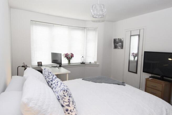 Bedroom One 1.jpeg