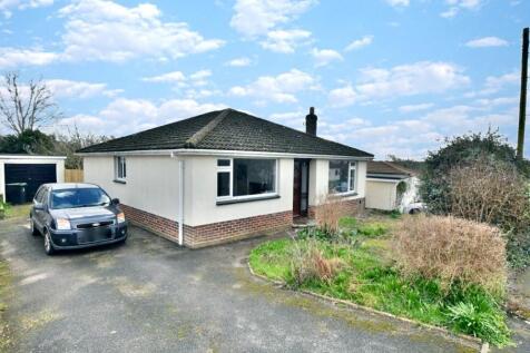 Lawns Road, Colehill, BH21 2JP
