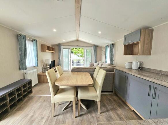 2021 Willerby Malton, Brynteg Country and Leisure Retreat, Caernarfon, Gwynedd, LL55 4RF photo 5