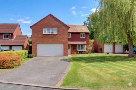Dunvegan Close, Kenilworth, Warwickshire, CV8