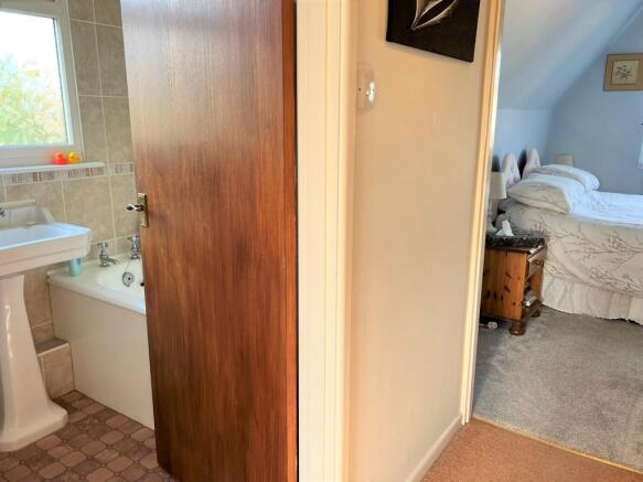 Photo 13