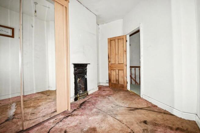 2 bed Terraced for sale Image 6
