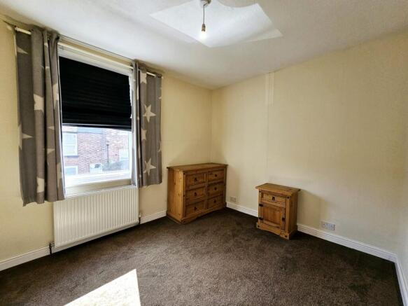 2 bed Terraced for sale Image 6