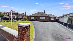 32, Cronton Lane, Widnes WA8 5AJ