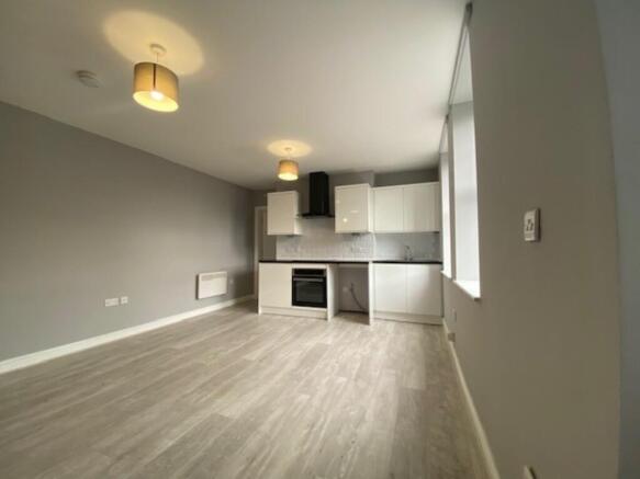 1 bed Apartment to rent Image 5