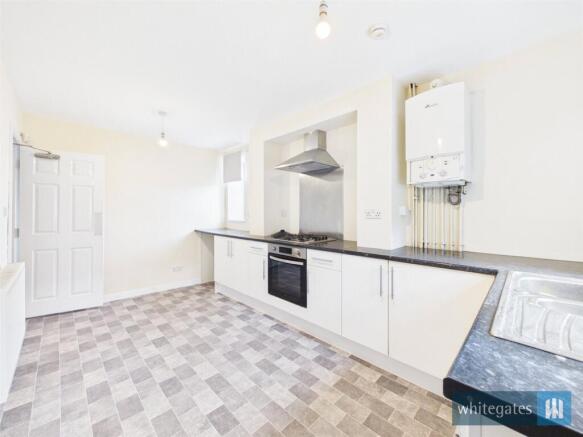 3 bed Terraced for sale Image 4