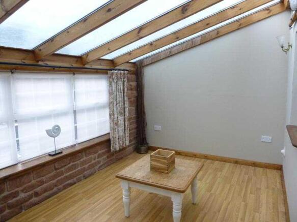 Spacious Conservatory