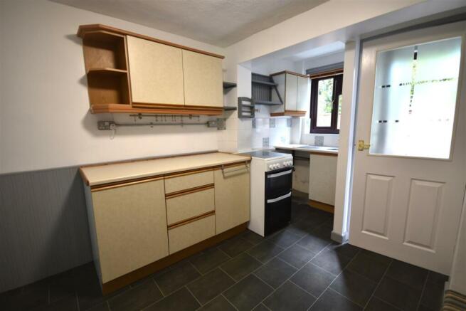 Kitchen units.JPG