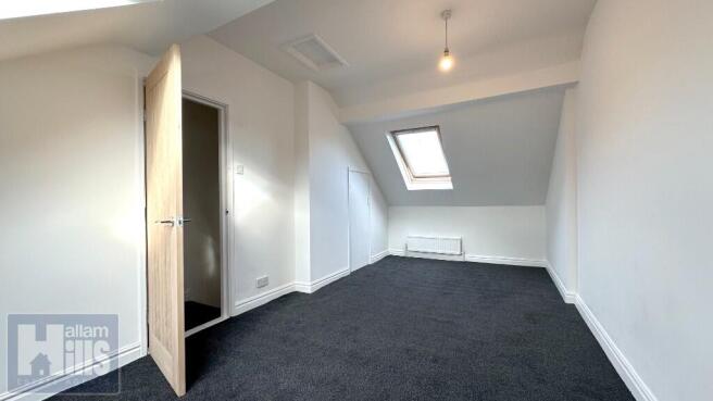 4 bed Terraced to rent Image 10