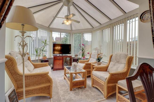 4 DOWNHAM ROAD-25.jpg