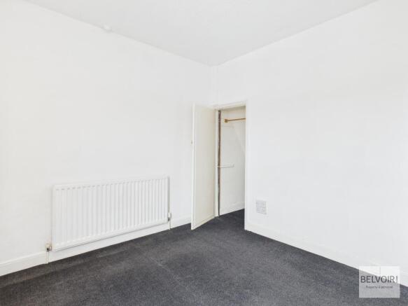 3 bed Terraced to rent Image 8