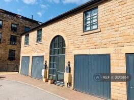 11, Kinderlee Way, Glossop SK13 5DB