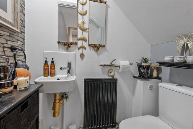 3 bed Semi-Detached for sale Image 12