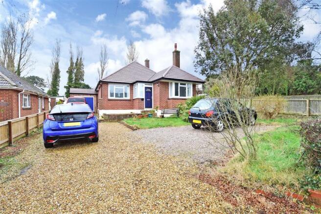 Driveway/Parking