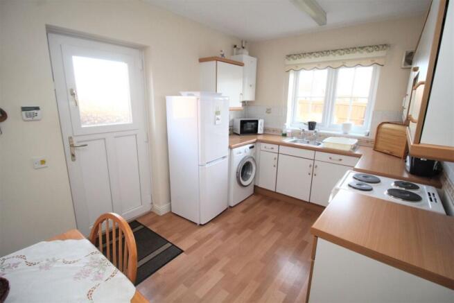 Kitchen Breakfast Area