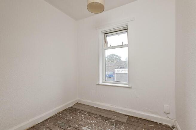 3 bed Terraced for sale Image 5