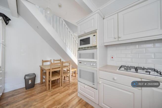 1 bed Flat to rent Image 5