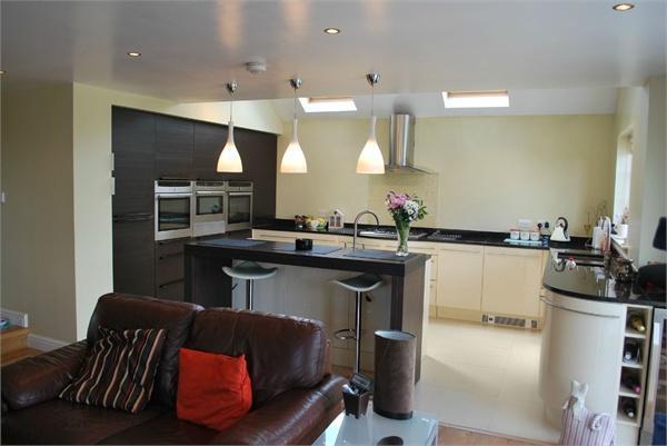 Refitted Breakfast 