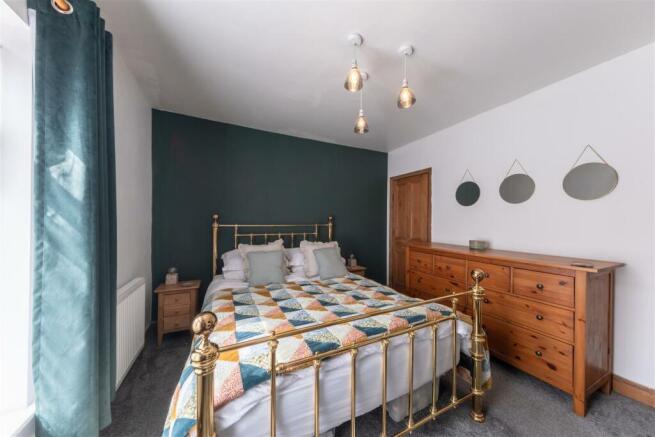 15 Beeston Street-017.jpg