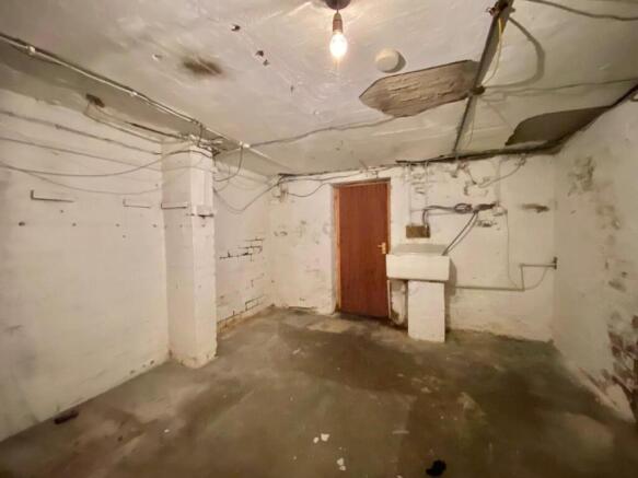 2 bed Terraced for sale Image 12