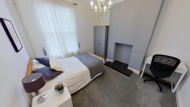 4 bed Terraced to rent Image 6