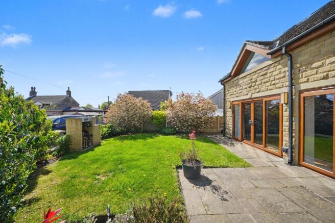 2 bed Detached for sale Image 4