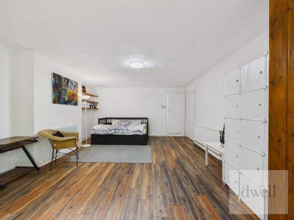 6 bed Terraced for sale Image 11
