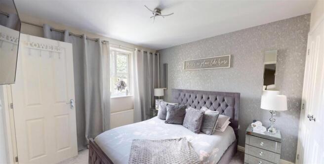 4 bed Town House for sale Image 11