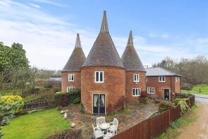 Bullion Oast, Manor Farm, Laddingford, Maidstone ME18 6BX