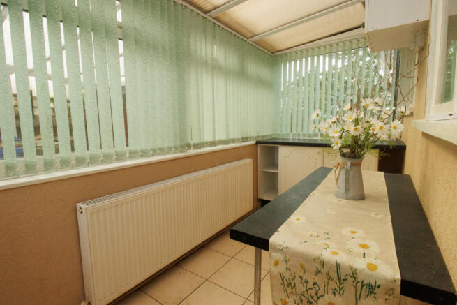 2 bed Semi-Detached Bungalow for sale Image 5