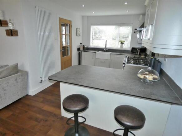 Living/Dining Kitchen