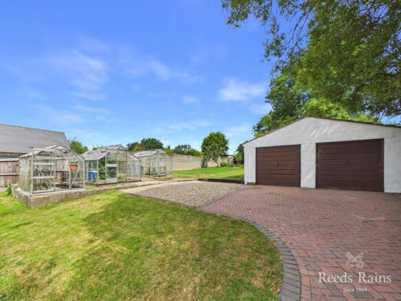 3 bed Bungalow for sale Image 6