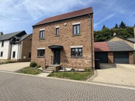 18, Woodland Gardens, Bedford MK45 2SE