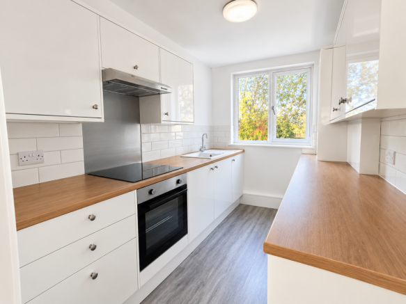 Flat 2, Oxgangs Farm Drive, Edinburgh, EH13 9QQ photo 4