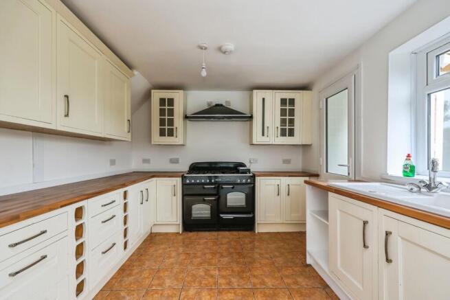 Fitted Kitchen