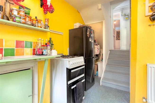 kitchen 3.jpg